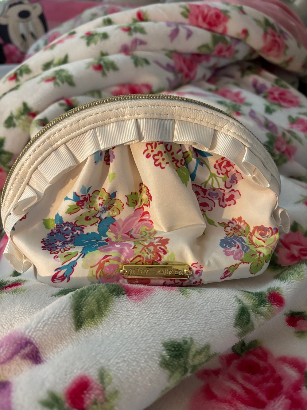 Floral Cream Pleated Cosmetic Pouch with Gold Accent